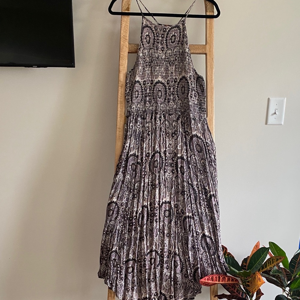 Elegant Patterned Maxi Dress